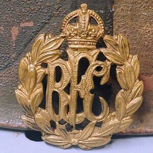 WW1 British RFC Royal Flying Corps Cap Hat Beret Brass Badge Medal WWI Original